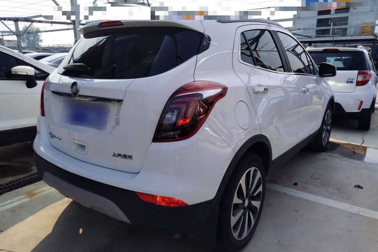 别克 昂科拉 2017款 18T 自动两驱都市精英型车身外观7