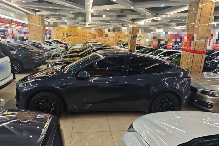 特斯拉 Model Y 2022款 改款 后轮驱动版车身外观6003