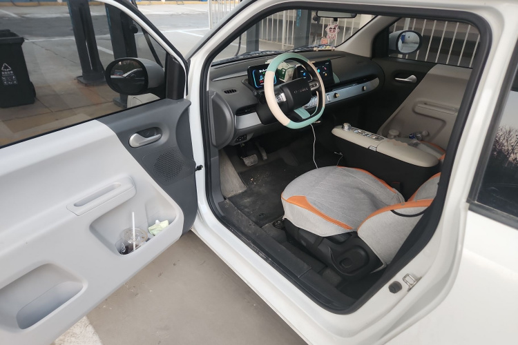 长安启源 长安Lumin 2025款 205km 香沁款中控内饰20