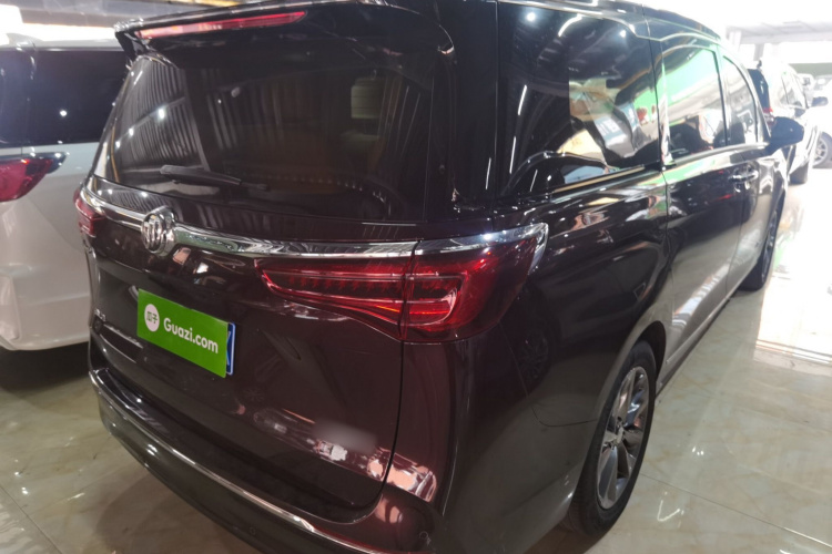 别克GL8 2022款 Avenir艾维亚 六座贤礼版车身外观6005