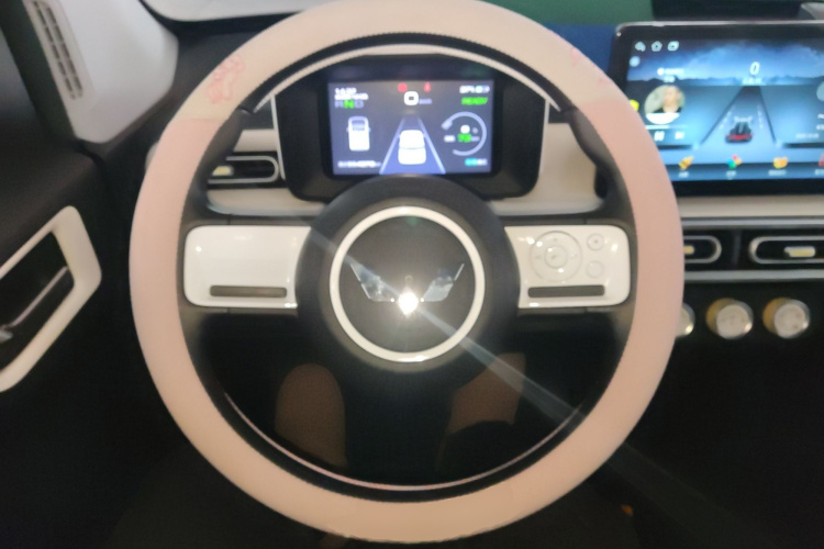 五菱汽车 宏光MINIEV 2024款 第三代 215km 青春版中控内饰13