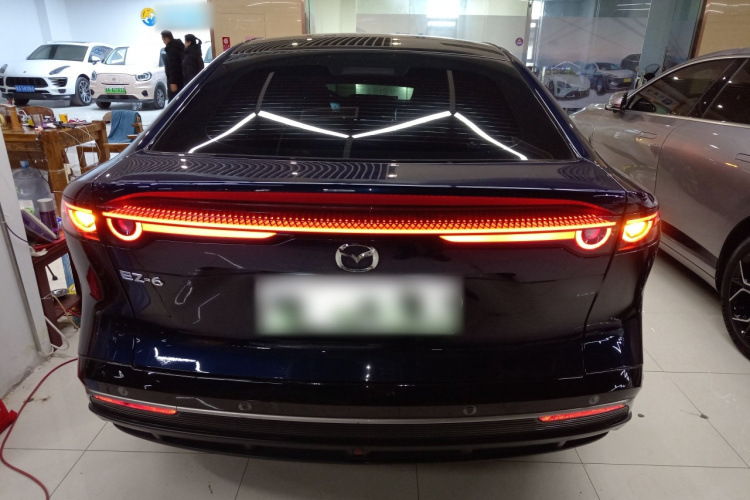 马自达EZ-6 2024款 纯电600智雅版车身外观6