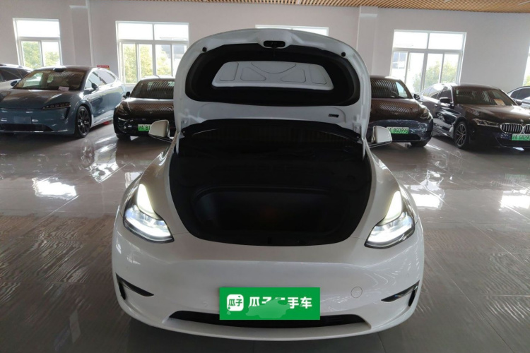 特斯拉 Model Y 2023款 长续航全轮驱动版机舱底盘24
