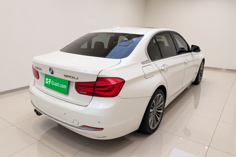 宝马3系 2019款 320Li 时尚型车身外观7