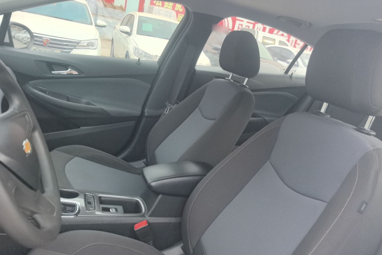 雪佛兰 科鲁兹 2018款 320 自动先锋天窗版局部细节19