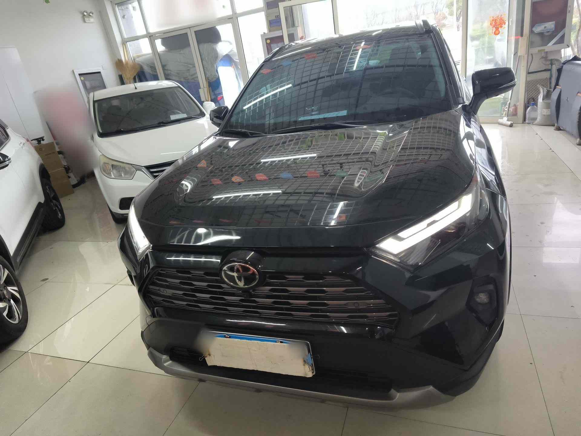 丰田 RAV4荣放 2024款 2.0L CVT两驱风尚Plus版(1)