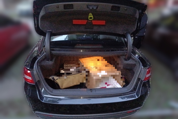 吉利汽车 博瑞 2015款 1.8T 尊贵型中控内饰23