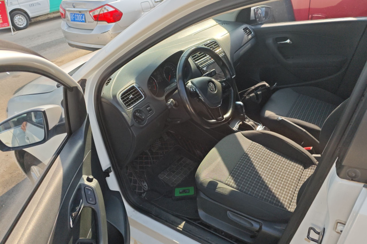 大众 Polo 2018款 1.5L 自动安享型中控内饰20