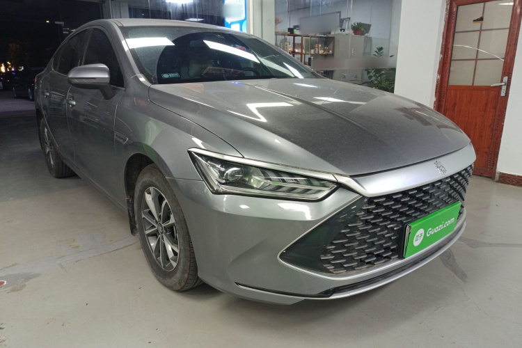 比亚迪 秦PLUS 2024款 荣耀版 DM-i 55KM领先型车身外观6002