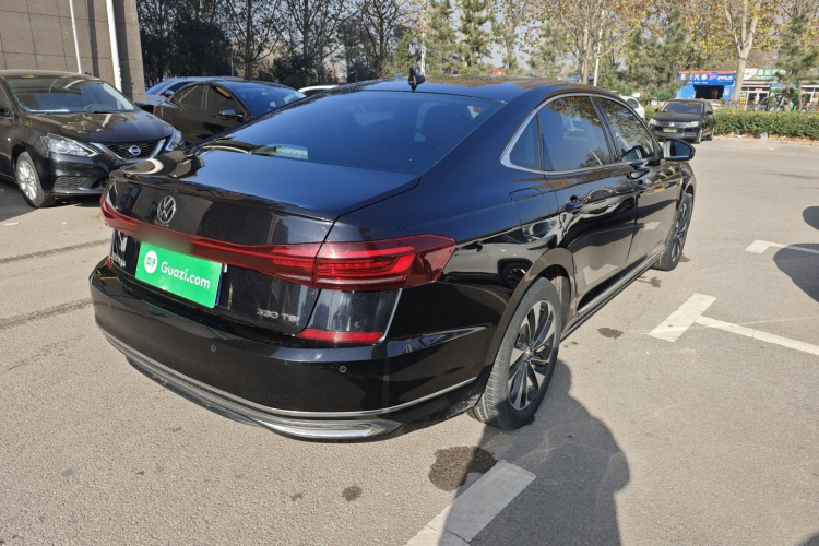 大众 帕萨特 2022款 330TSI 星空精英版车身外观7