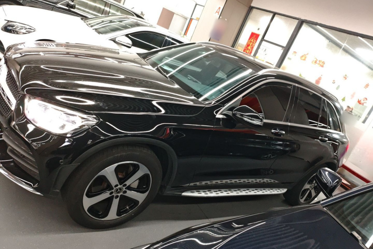 奔驰GLC 2022款 改款三 GLC 260 L 4MATIC 动感型车身外观4