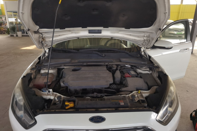 福特 福睿斯 2015款 1.5L 自动舒适型局部细节24