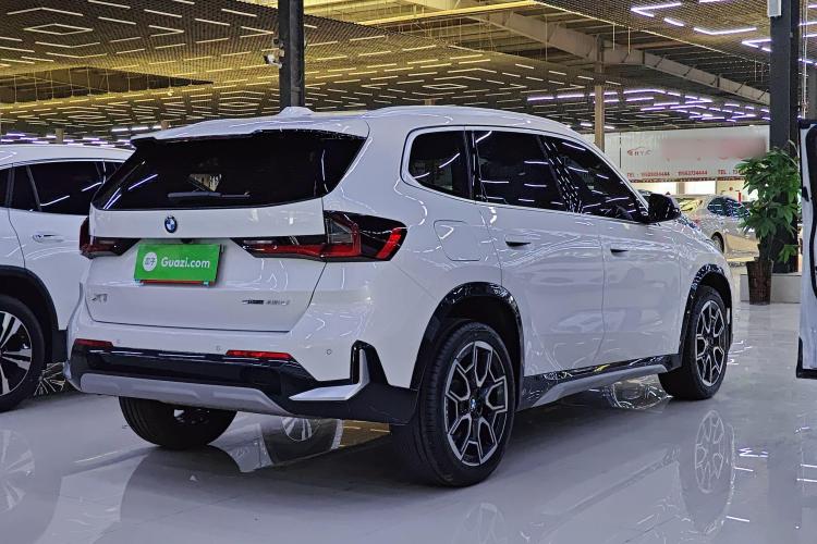 宝马X1 2023款 sDrive25Li X设计套装车身外观7