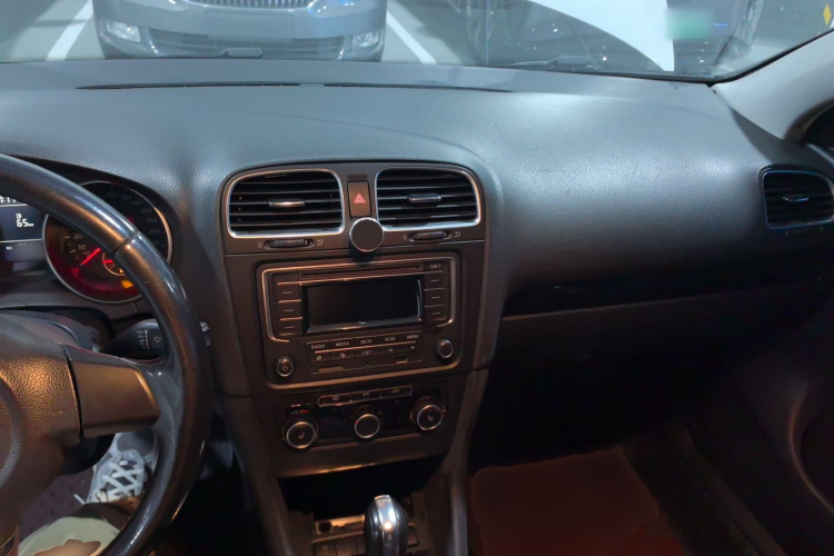 大众 高尔夫 2012款 1.4TSI 自动舒适型中控内饰7002