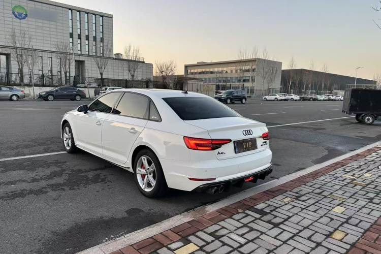奥迪A4L 2017款 40 TFSI 时尚型车身外观6003