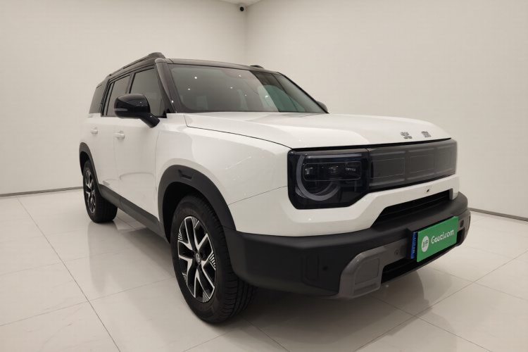 北京越野 北京BJ30 2024款 1.5T 轻野Pro版车身外观3