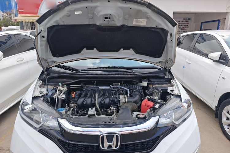 本田 飞度 2020款 1.5L CVT舒适版机舱底盘24