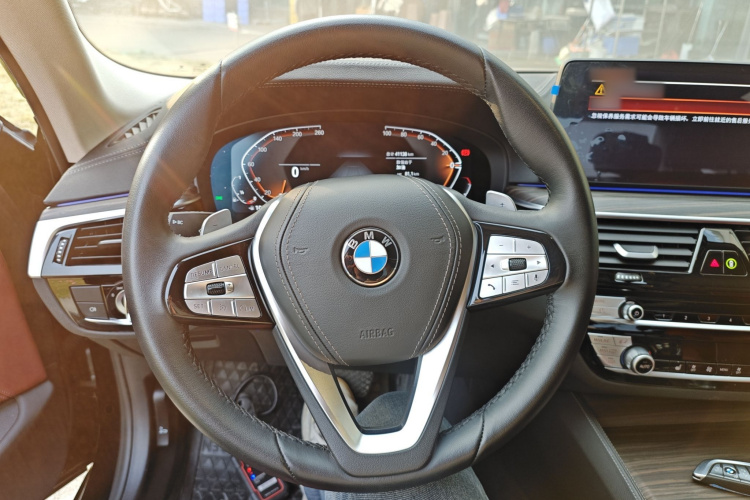 宝马5系 2023款 530Li 领先型 豪华套装中控内饰13