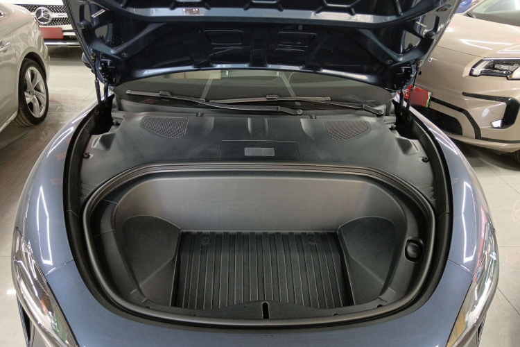 小米汽车 小米SU7 2024款 四驱超长续航高阶智驾Max版机舱底盘24