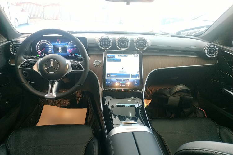 奔驰C级 2022款 改款 C 260 L中控内饰7002