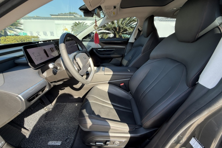 小鹏P7 2022款 670N+中控内饰7002