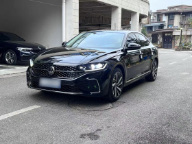 大众 帕萨特 2022款 330TSI 星空精英版