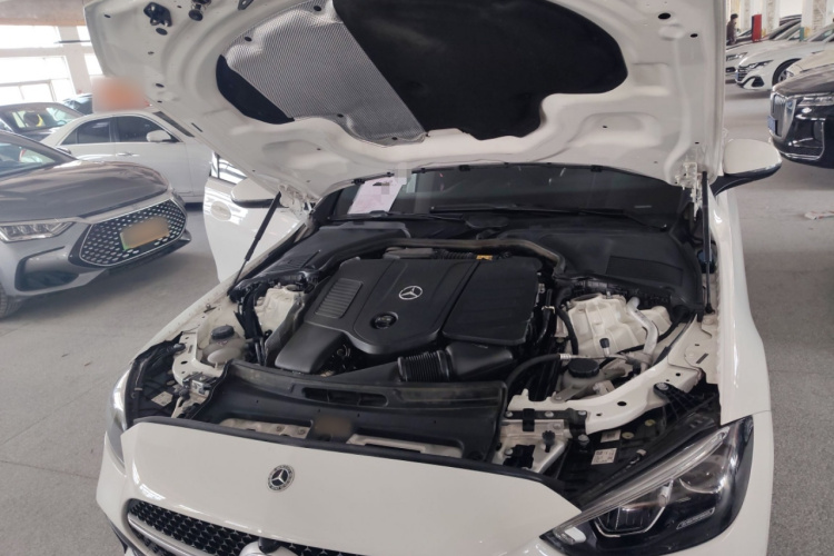 奔驰C级 2022款 改款 C 260 L 运动版局部细节24