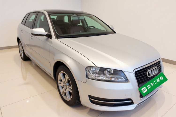 奥迪A3(进口) 2012款 Sportback 1.4T 技术型车身外观3