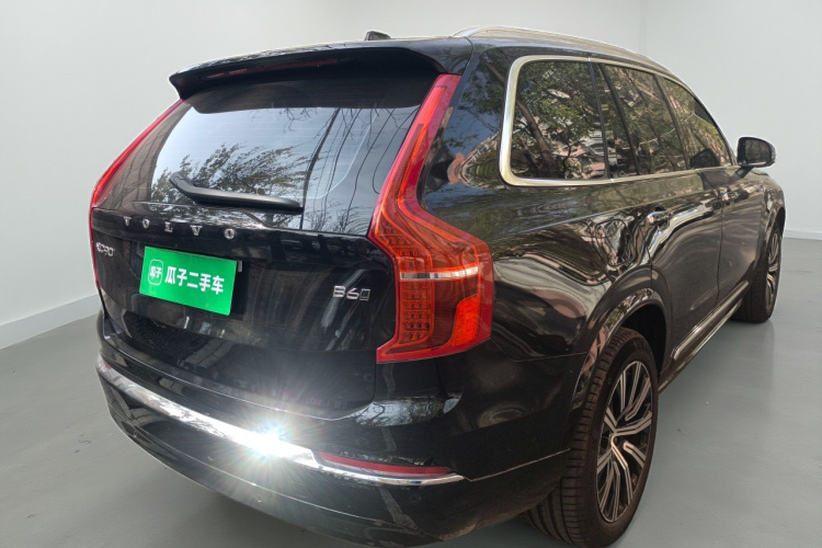 沃尔沃XC90 2023款 B6 智逸豪华版 7座车身外观7