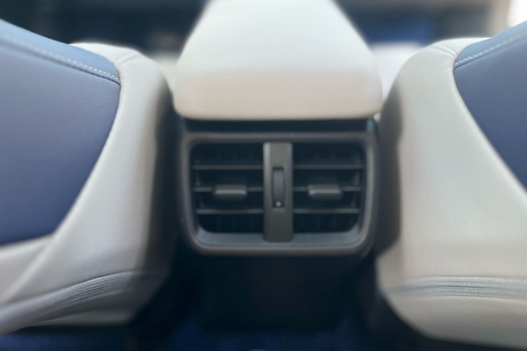 雷克萨斯UX 2020款 200 特别版局部细节9003