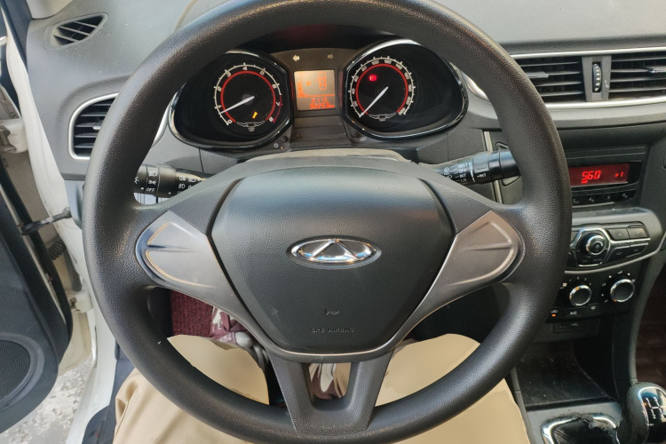 奇瑞 艾瑞泽3 2015款 1.5L 手动够真版中控内饰13