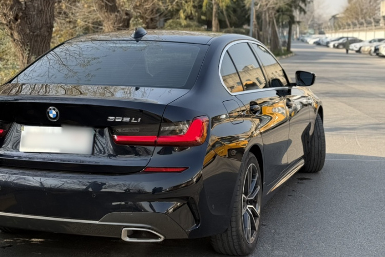 宝马3系 2021款 改款二 325Li M运动套装车身外观6004