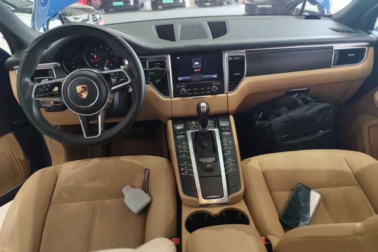 保时捷 2017款  Macan 2.0T中控内饰12