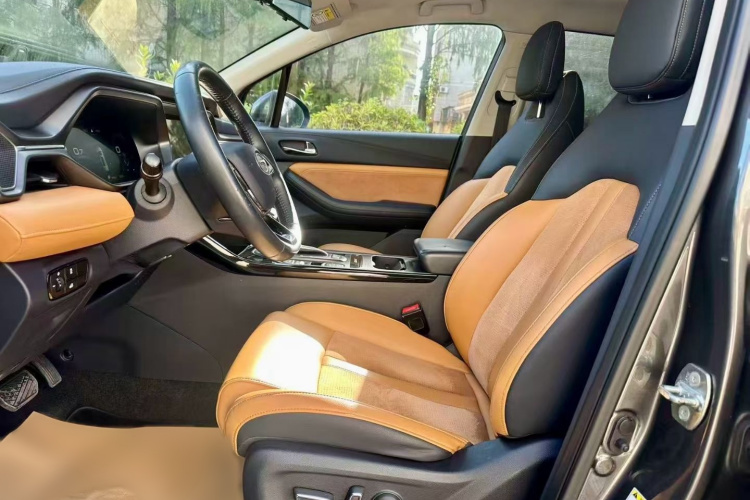 广汽传祺 传祺GS4 2020款 270T 自动尊享版中控内饰7006