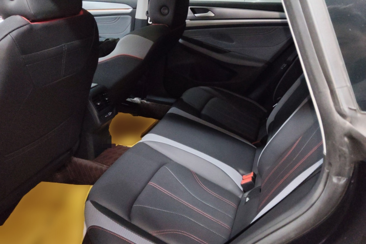 大众 2025款 凌渡L 280TSI DSG酷辣版中控内饰7004