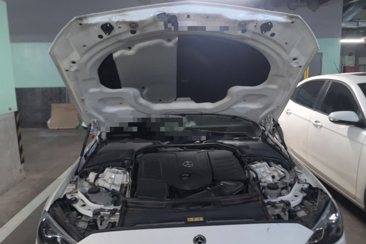 奔驰C级 2023款 C 200 L 运动版局部细节24