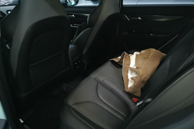 小鹏G3 2022款 G3i 460N+中控内饰21