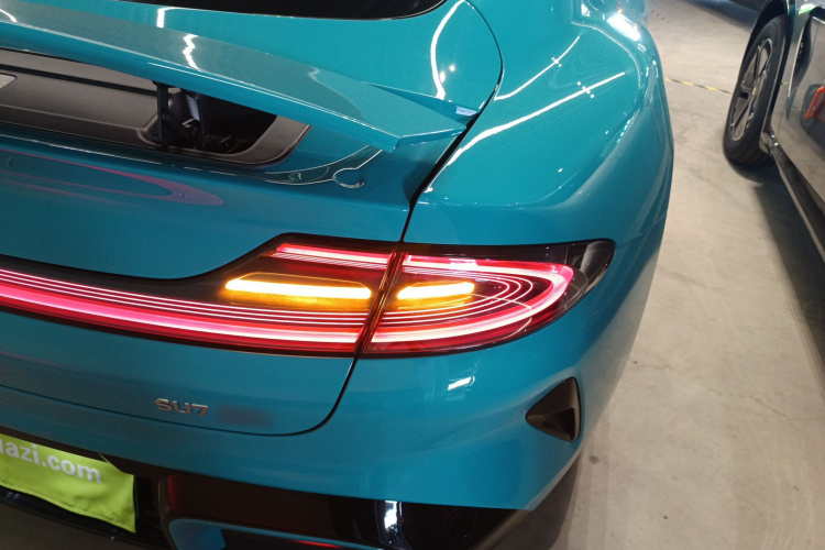 小米汽车 小米SU7 2024款 四驱超长续航高阶智驾Max版车身外观9