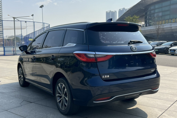 比亚迪 宋MAX 2019款 1.5T 自动智联睿逸天窗型 7座 国VI车身外观6007