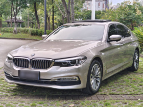 宝马5系 2018款 改款 530Li 领先型 豪华套装