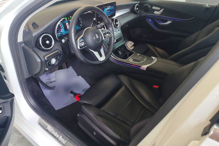 奔驰C级 2019款 C 260 L 4MATIC 运动版局部细节19