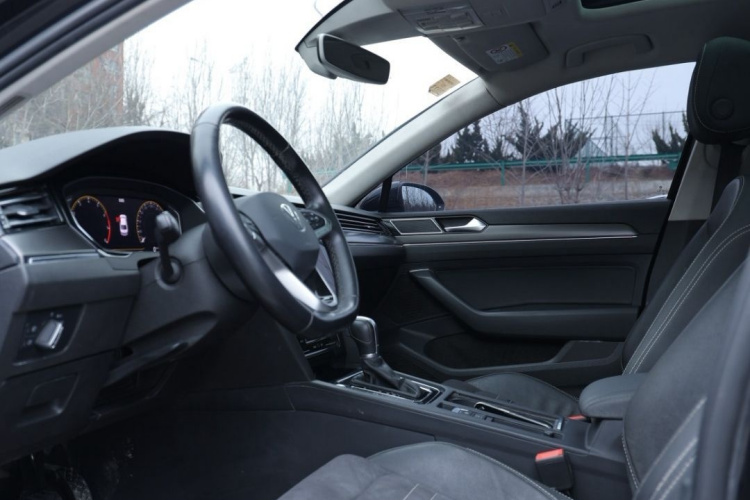 大众 迈腾 2020款 380TSI DSG 豪华型中控内饰7001