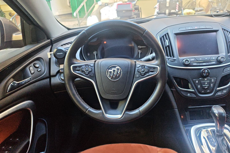 别克 君威 2015款 1.6T 精英技术型局部细节13