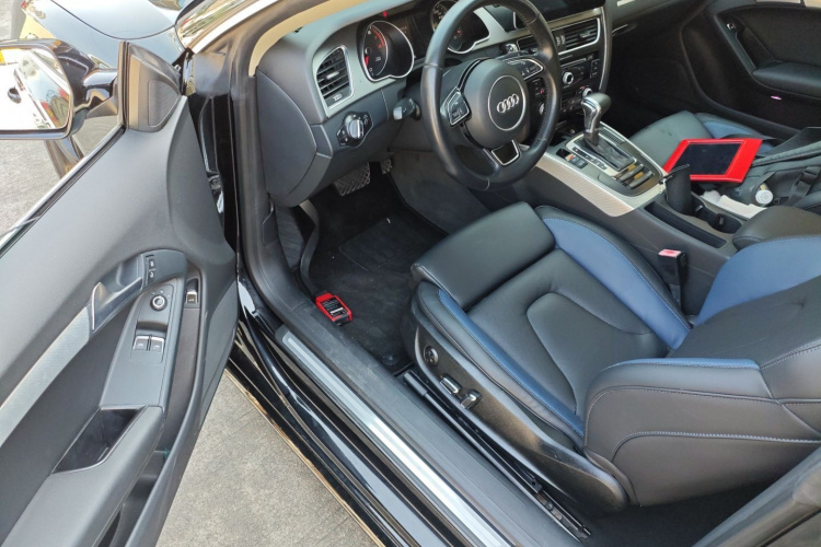 奥迪A5 2014款 Coupe 45 TFSI中控内饰20