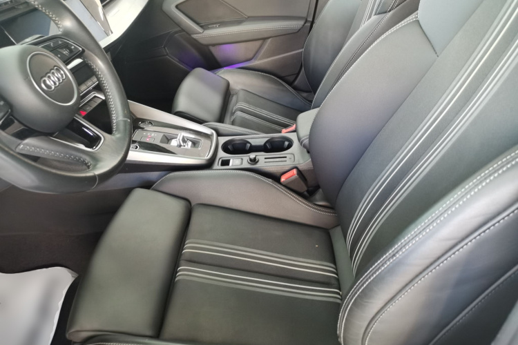 奥迪A3 2022款 A3L Limousine 35 TFSI 时尚运动型局部细节19