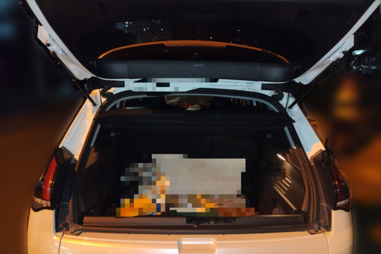 标致3008 2019款 350THP 自动领先版中控内饰23