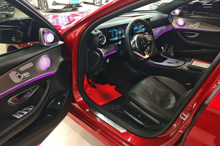 奔驰E级(进口) 2020款 E 260 运动版中控内饰20