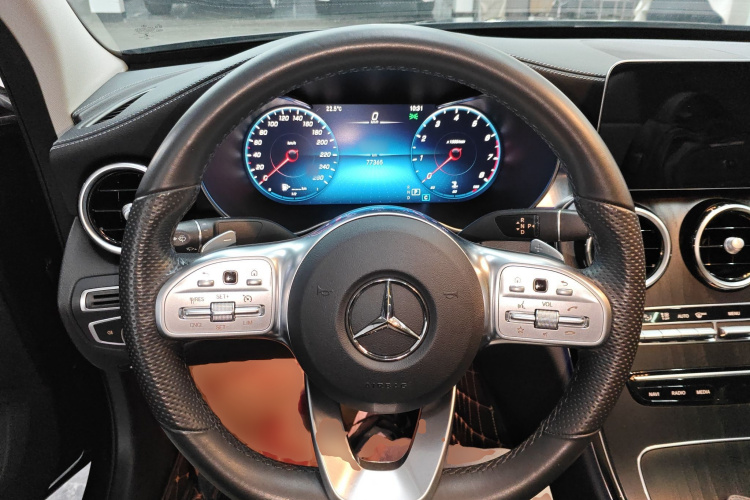 奔驰C级 2021款 C 200 L 时尚型运动版局部细节13