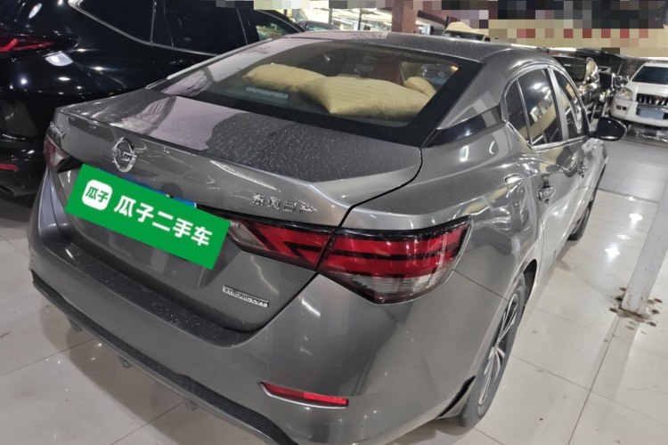 日产 轩逸 2020款 1.6L XL CVT悦享版车身外观7