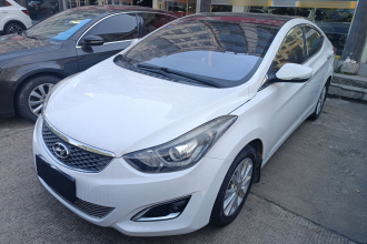 现代 朗动 2016款 1.6L 自动尊贵型